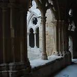 Monasterio De Rueda בית הארחה 3*