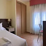 בית הארחה Monasterio De Rueda 3*