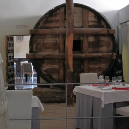 بيت ضيافة Monasterio De Rueda 3*
