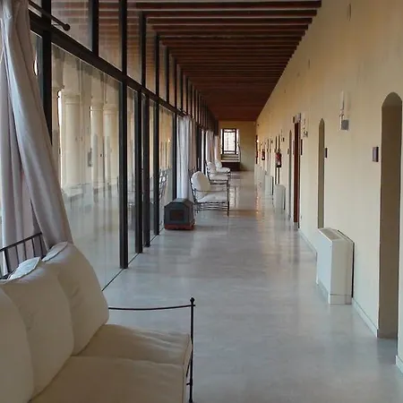 Monasterio De Rueda 3*