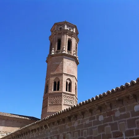 Pensionat Monasterio De Rueda 3*