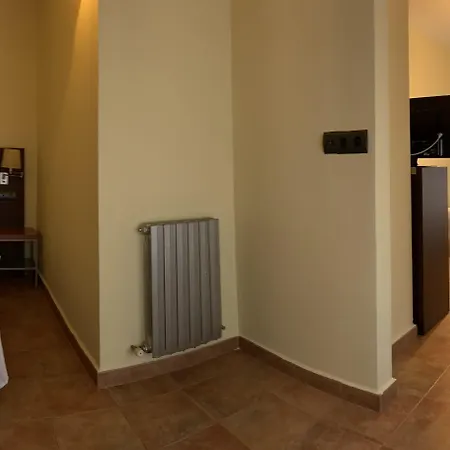 Monasterio De Rueda 3* Sástago