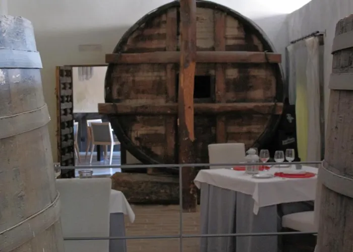 Pensionat Monasterio De Rueda 3*