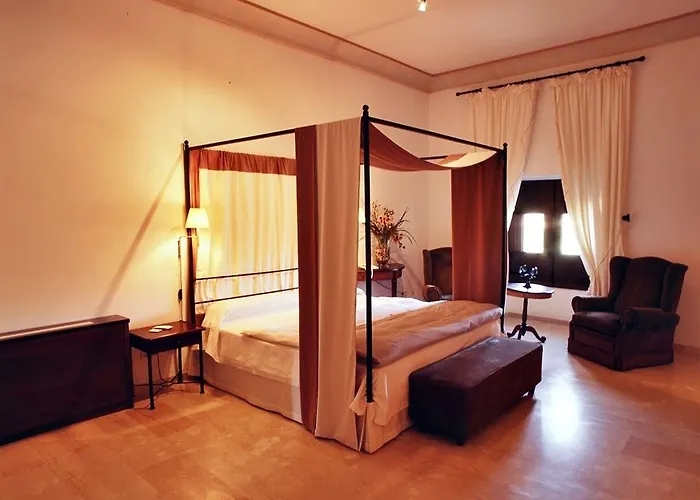 Monasterio De Rueda 3*